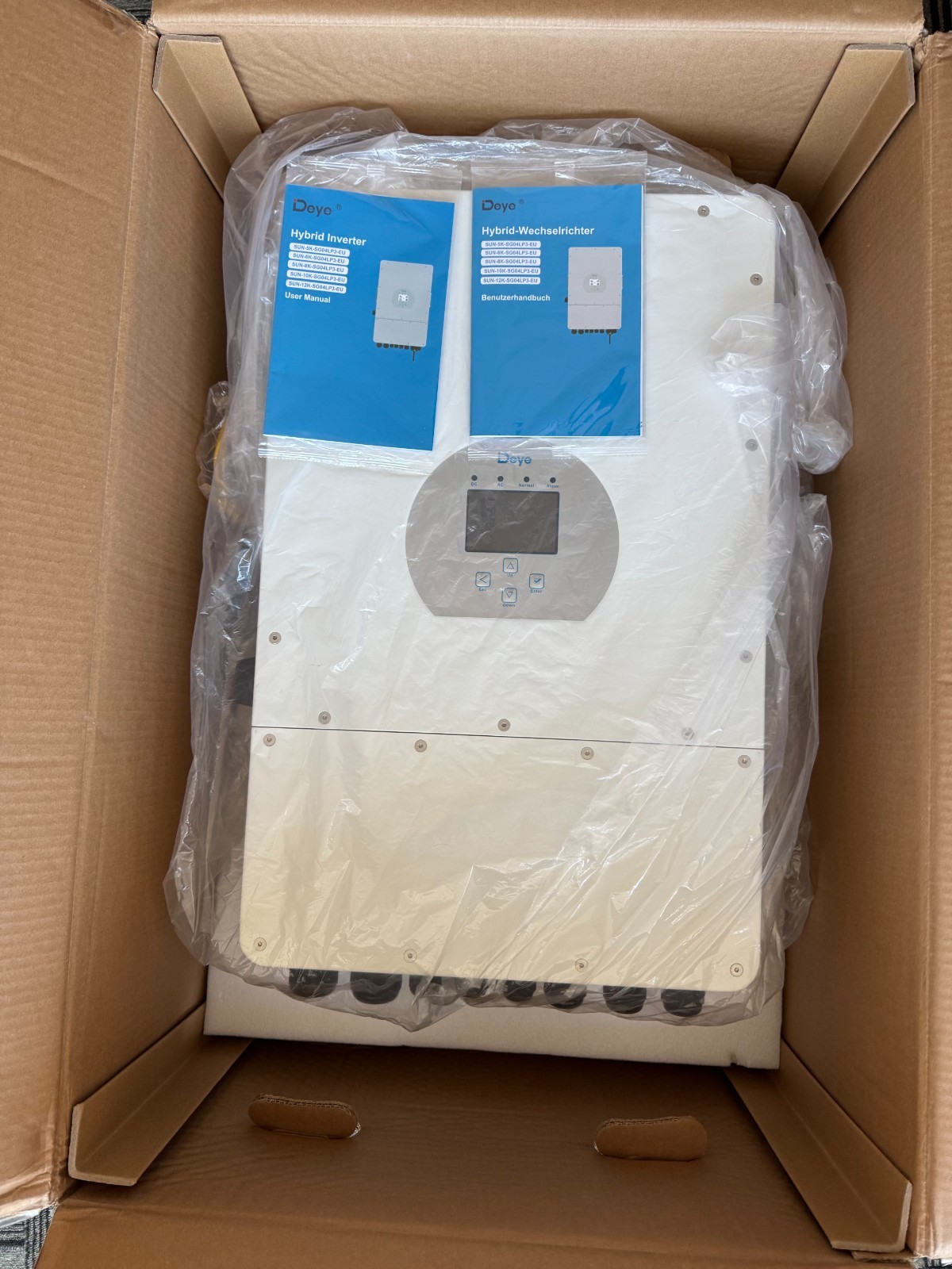 Deye Hybrid 12kW Solar Inverter SUN-12K-SG02LP2-US-AM-P 120V/240V For US — view 