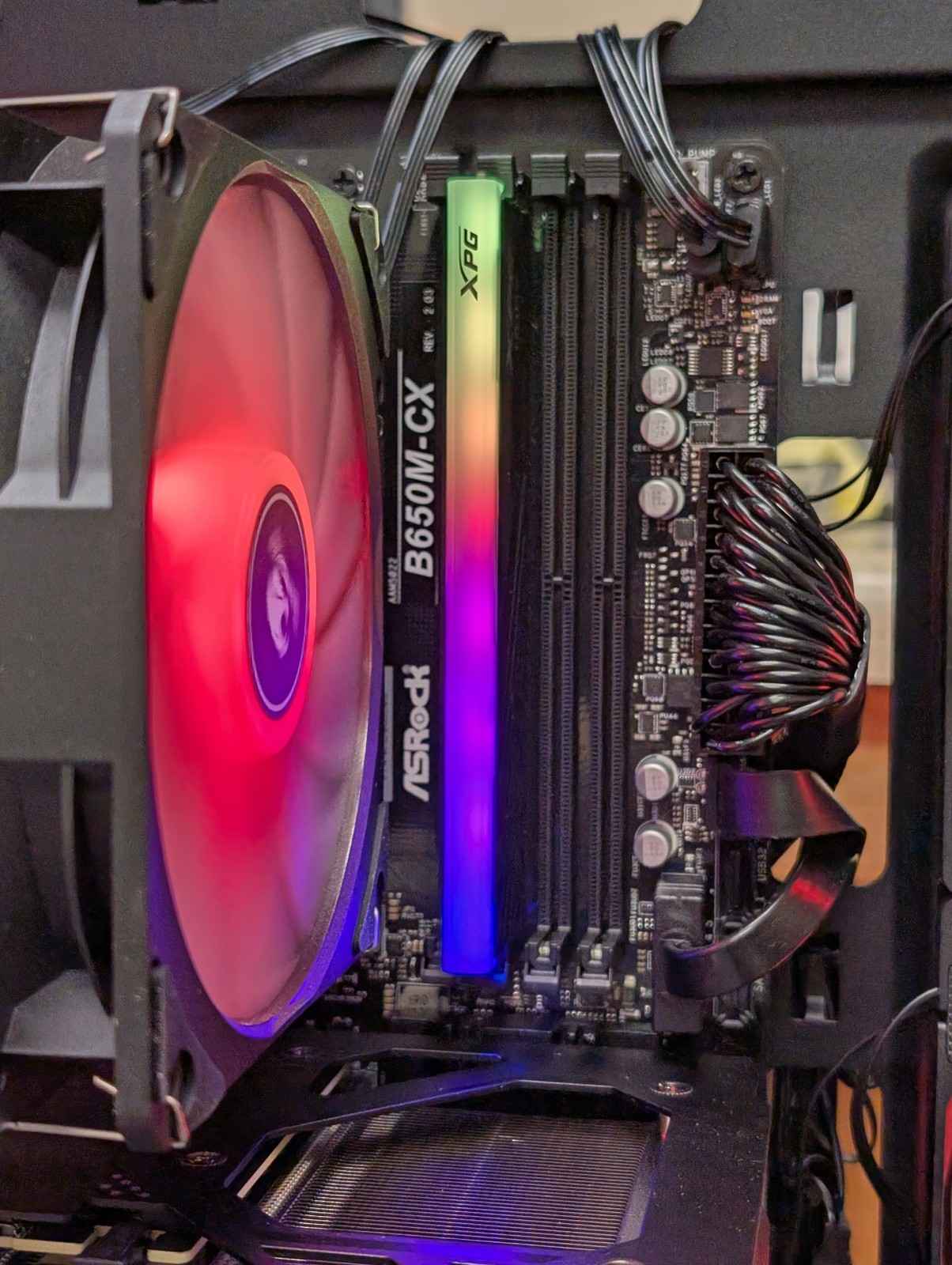 iBUYPOWER Element SE Gaming PC *NO SSD HD* 16GB DDR5 AMD Radeon RX 9060XT 8GB — view 